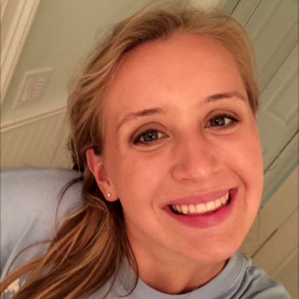 Meet your Posher, Abigail